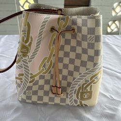 Perfect Xmas 🎄 Gift Original Louise Vuitton 