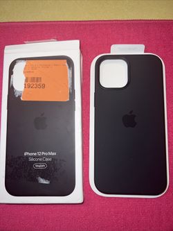 iPhone 12 pro max silicone case with MagSafe and black