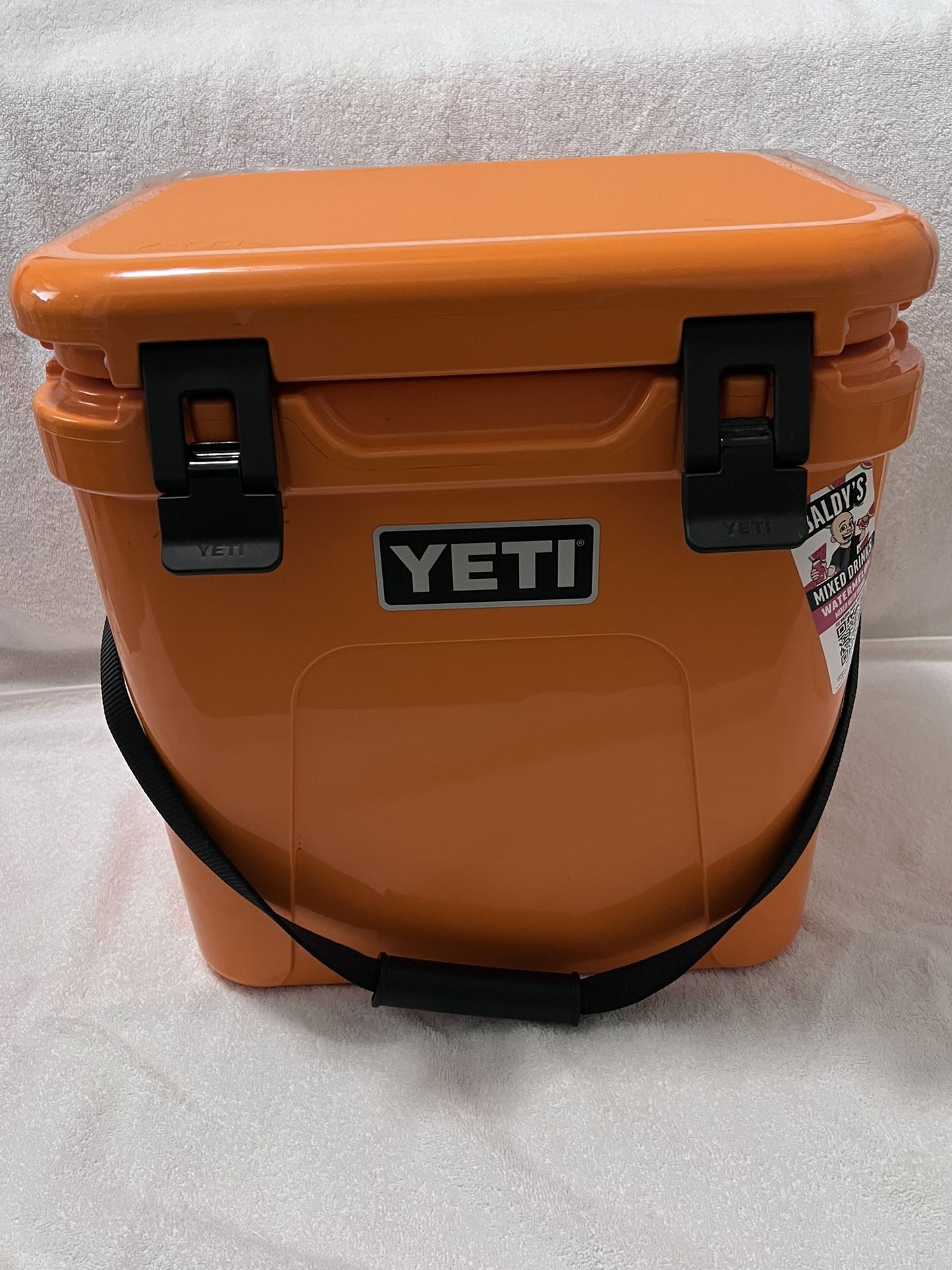 YETI Roadie 24 Hard Cooler King Crab Orange