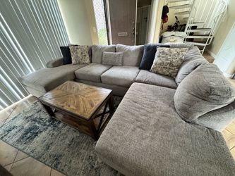Couch 600 OBO