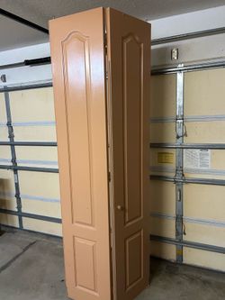 Folding door  FREE