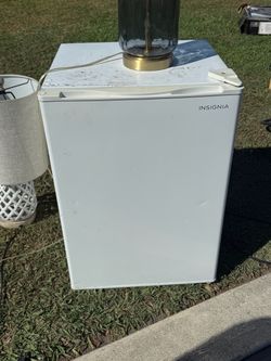 Mini fridge