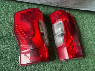 2020 2022 Ford  f250 f350 tailight left and right oem