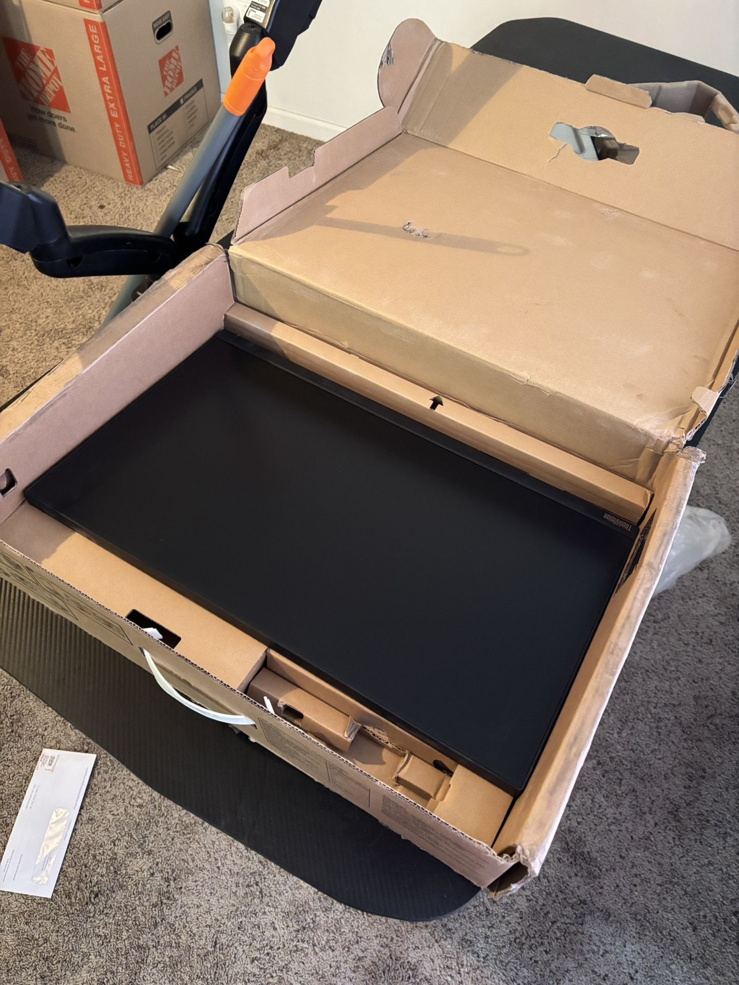 Lenovo Monitor
