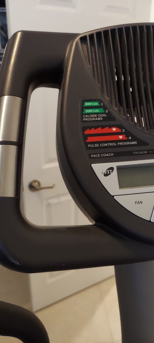 PROFORM PRO-FORM XP130 ELLIPTICAL MACHINE XP-130