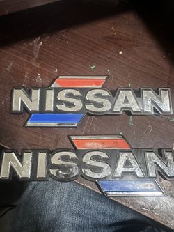 Nissan 720 Parts 