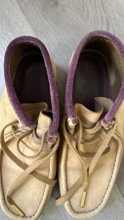 Clark's Wallaby Shoes ( Women's  Size 8)