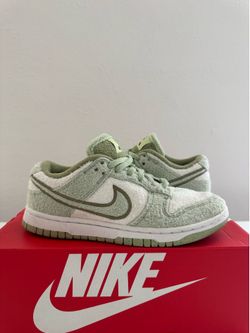 Nike Wmns Dunk Low SE 'Fleece - Honeydew