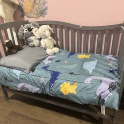 Toddler crib And Bed