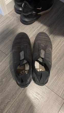 Laceless Vapormax Shoes