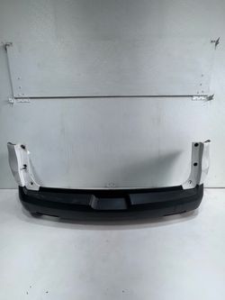 (6338) 18-21 Chevy Chevrolet Traverse Rear Bumper 2018 2019 2020 2021