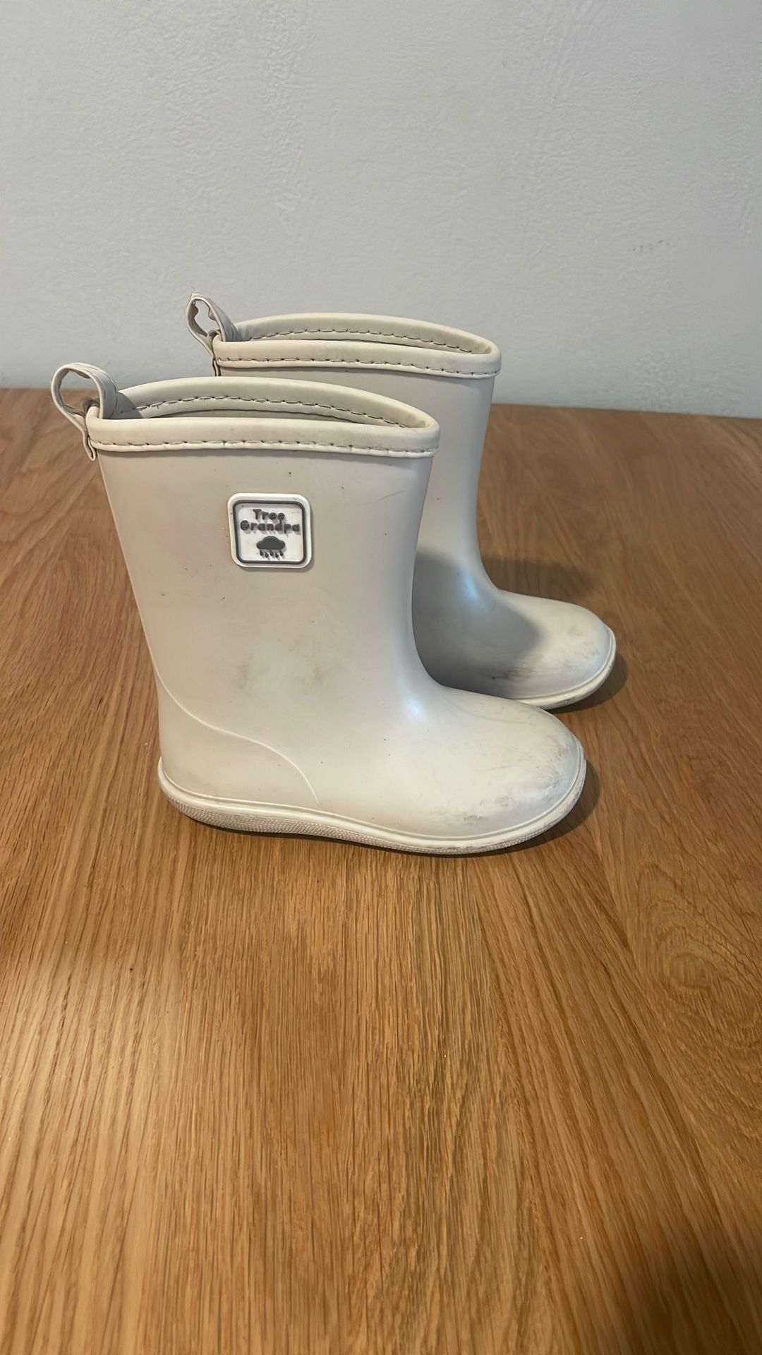 Toddler Rain boots Size 8