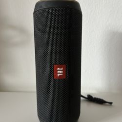 JBL Flip 4 Speaker