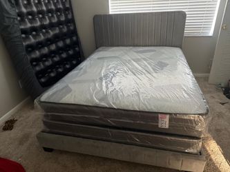 NEW MATTRESS FULL SIZE PLUSH WITH BOX SPRING
