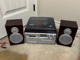 Boytone BT-28SPW Bluetooth Classic Turntable Record CD Player AM/FM Radio