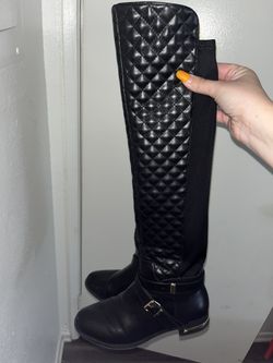 Women’s boots 9