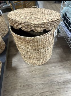 Basket with Lid