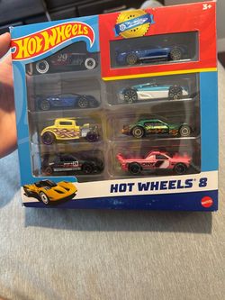 Hot Wheels 8-Car Pack by Mattel