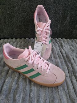 Adida Gazelles