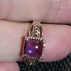AMETHYST 7.5X7.5 SQUARE/ *(ROSE DE FRANCE- LITE LILAC IN COLOR)* / CHAIN LINK SHOULDERS/ STERLING SHANK. SIZE 5.5. /(R-80933)