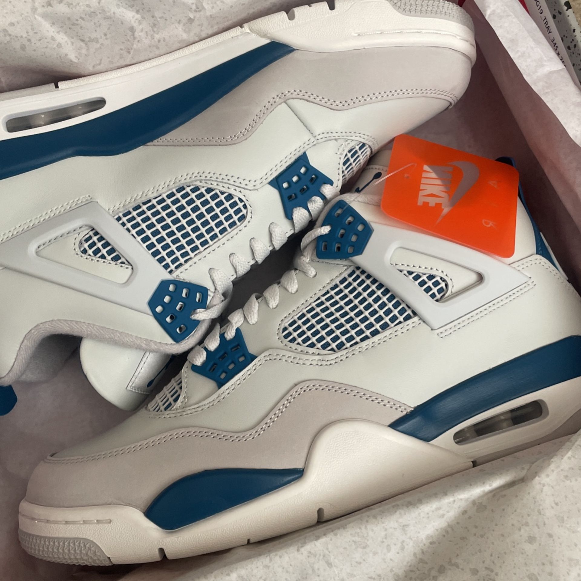 Jordan 4 Military Blue 