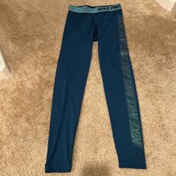 Nike Dri Fit Leggings Size Small 