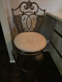 5 high counter swiveling bar stools