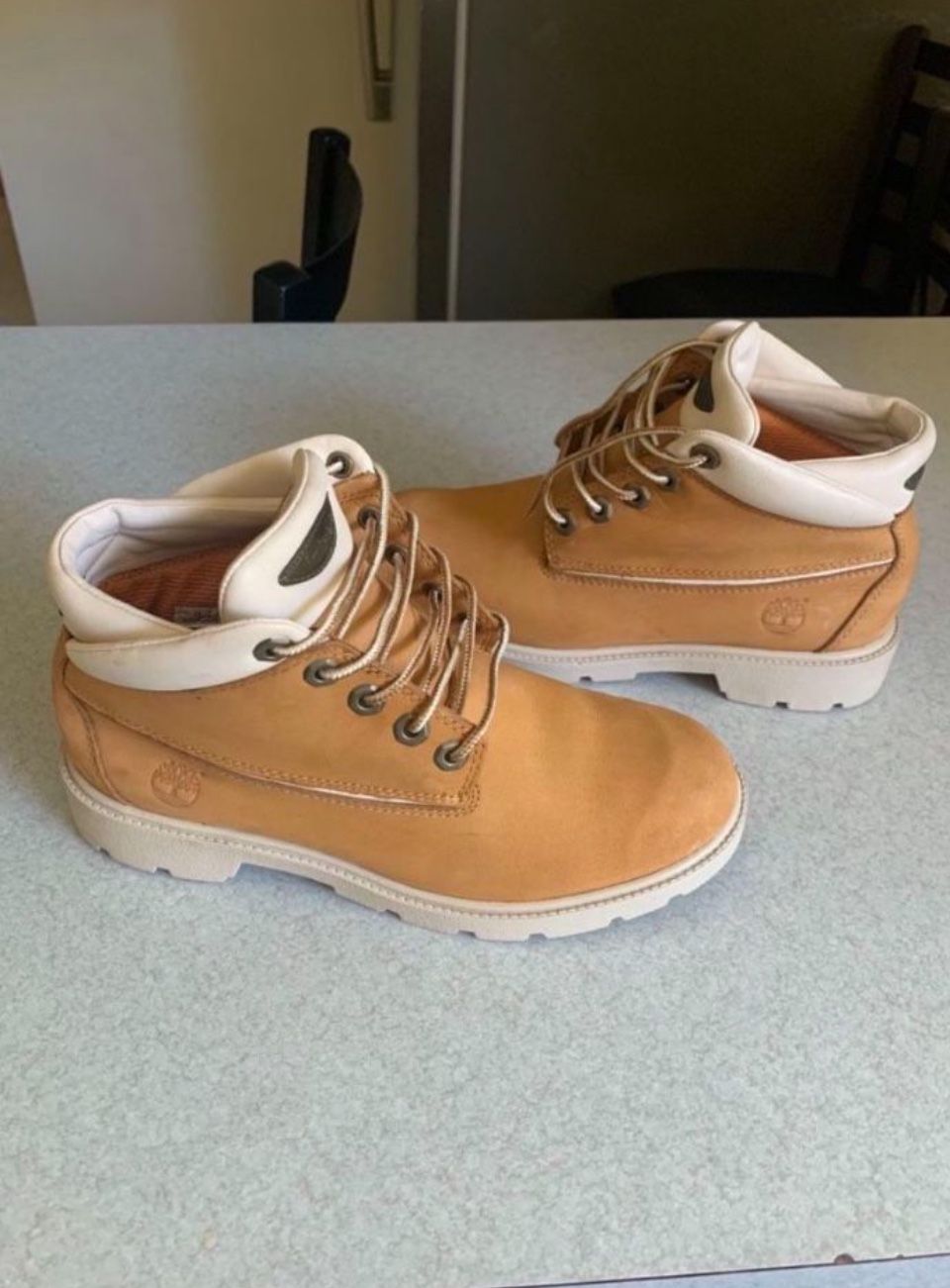 TIMBERLAND ANKLE BOOTS Size 5.5