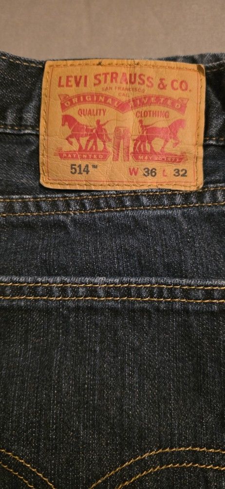 Levi's 514 36x32 Jeans