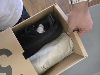 Yeezy, nikes, dunks, jordans