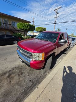 2007 Chevy Silverado 1500 – Low Miles – Excellent Condition – Clean Title
