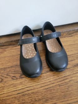 Girl school shoes size 13