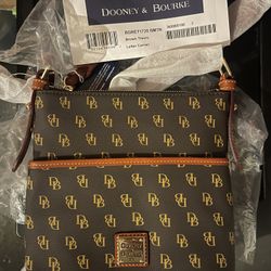 New Dooney & Burke Letter Carrier Purse 