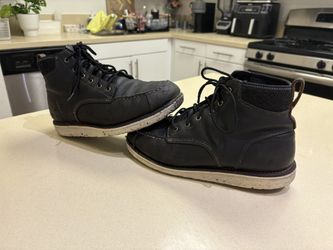 Used Irish Setters Size 9.5