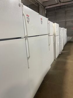 Hot Deals on Scratch/ Dent Refrigerators 