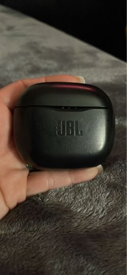 Black Wireless Earbuds with Charging Case