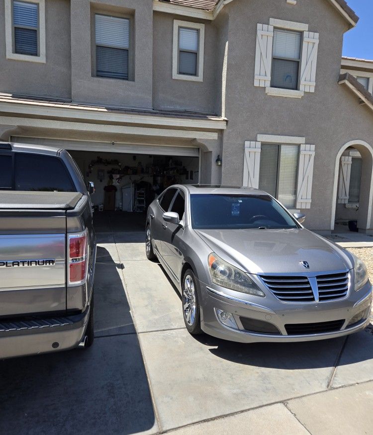 2012 Hyundai Equus