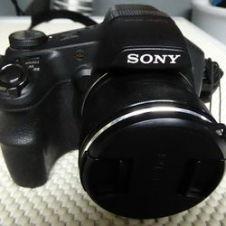 Sony HX200V 18MP Camera