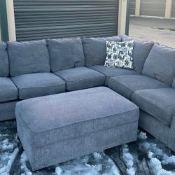 Sectional Couch 