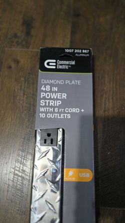 10 Outlet+2 USB Diamond Plate Power Strip