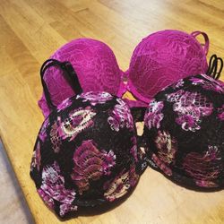 Two Brand New Bras Never Worn Size 36d