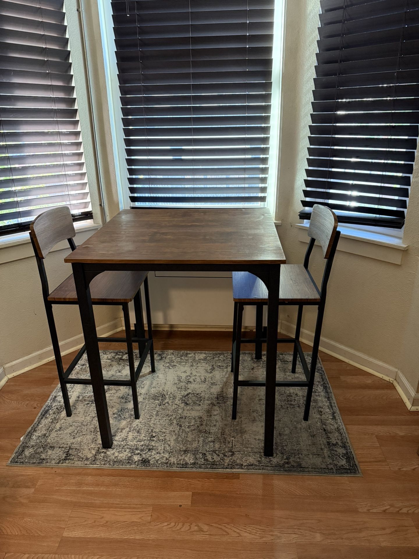 Dining Table Set