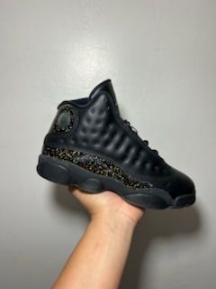 Jordan 13 “Gold Glitter” Size 7 In Youth