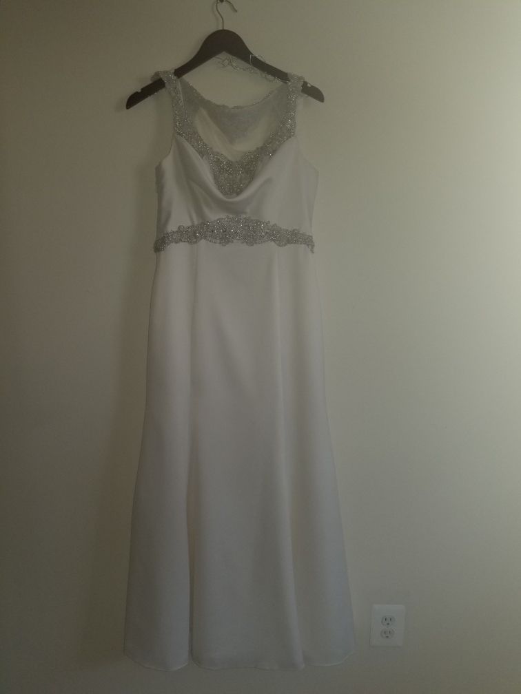 Wedding Dress color Ivory size 10