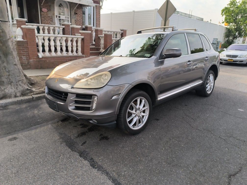 2010 Porsche Cayenne
