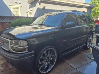 2004 custom gmc yukon denali