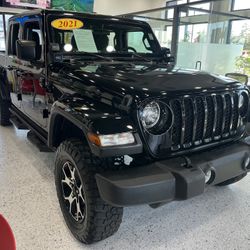 2021 Jeep Gladiator 