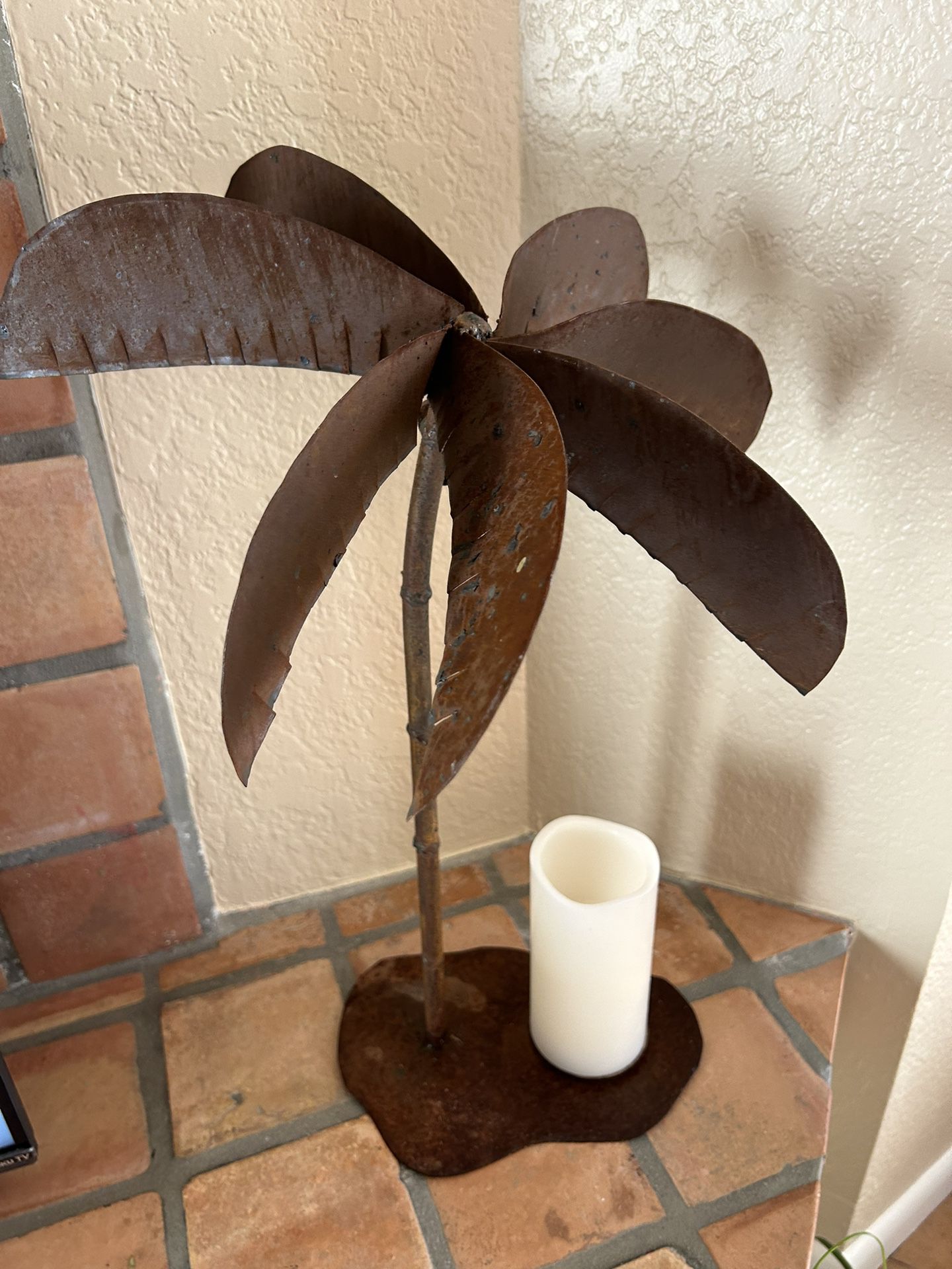 Metal Artisan Palm Tree W Candle Holder 