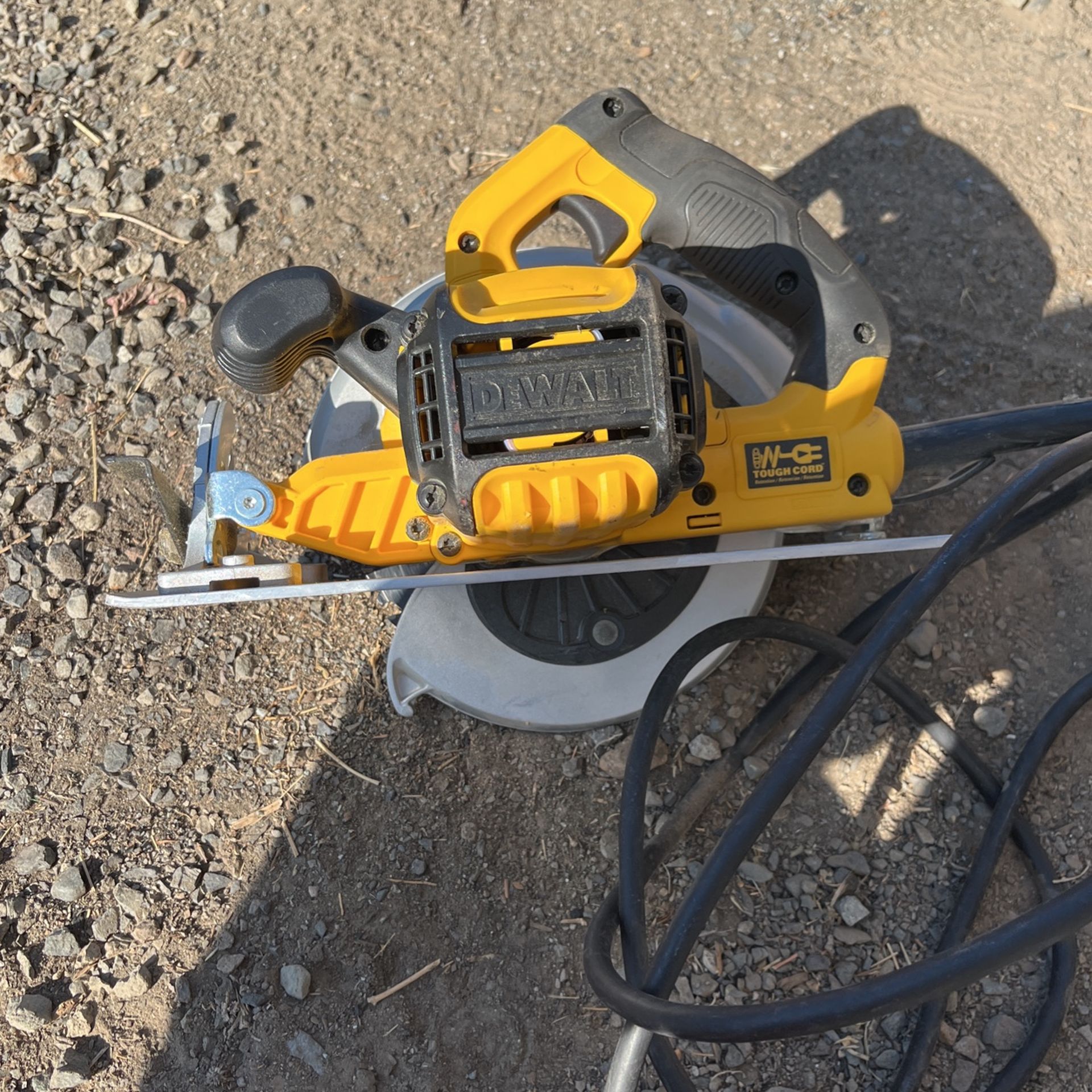 Dewalt 7 1/4 Circular Saw