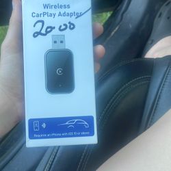 Wireless CarPlay Adapter 